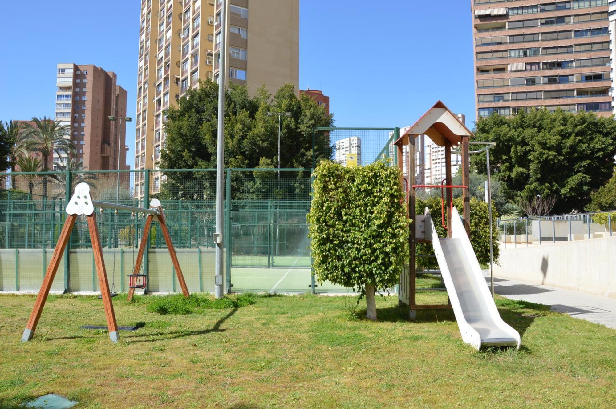 D'Oboe Marlovi Apt With Pool Benidorm Exteriör bild